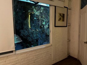 Chambre Classique, vue piscine | Intérieur