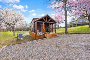 Exterior - Romantic Tiny Home with Pond, Pier & Firepit (Denison)