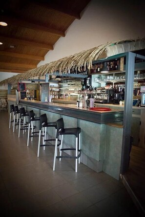 Bar (en la propiedad)