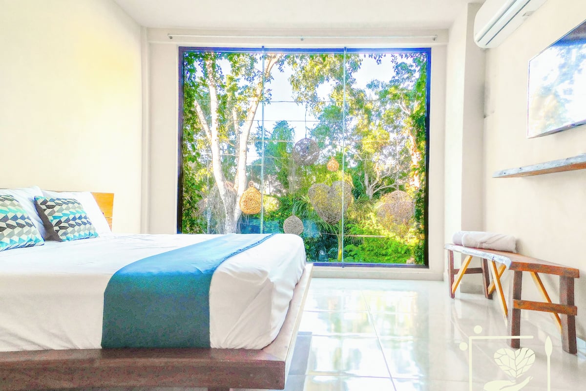 Comfort Room, Garden View | Free WiFi