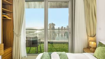 In-room safe, iron/ironing board, free WiFi