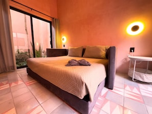 2 chambres, fer et planche à repasser, Wi-Fi gratuit, draps fournis