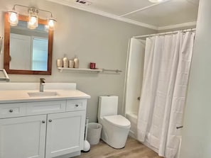 Dusche, Haartrockner, Seife