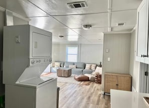 Interior - Ocean Breeze/Steps to the beach/family retreat (Panama City Beach)