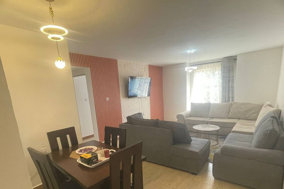 Apartemen Keluarga | Area keluarga | Smart TV 32-inci dengan saluran TV digital