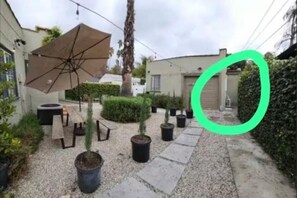 Outdoor dining - Amazing Studio in Pasadena! (Pasadena)