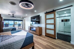 7 habitaciones, tabla de planchar con plancha, cuna de viaje y wifi 