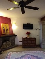 Deluxe Double Room | Interior