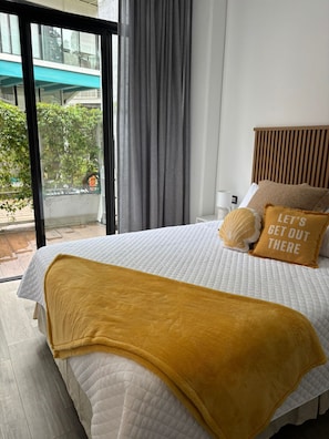 2 chambres, fer et planche à repasser, Wi-Fi gratuit, draps fournis