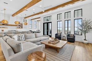 House (5 Bedrooms) | Interior - Driftwood Waves 116 LES (Port Aransas)
