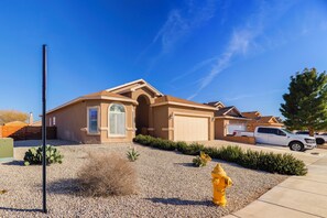 Exterior - Fire Pit, Pets Welcome: Home 4 Mi to Dtwn Carlsbad (Carlsbad)