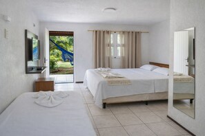 Chambre Triple | Wi-Fi gratuit, draps fournis