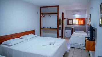 Quarto Quádruplo - Vila Riacho | Wi-fi (inkludert) og sengetøy