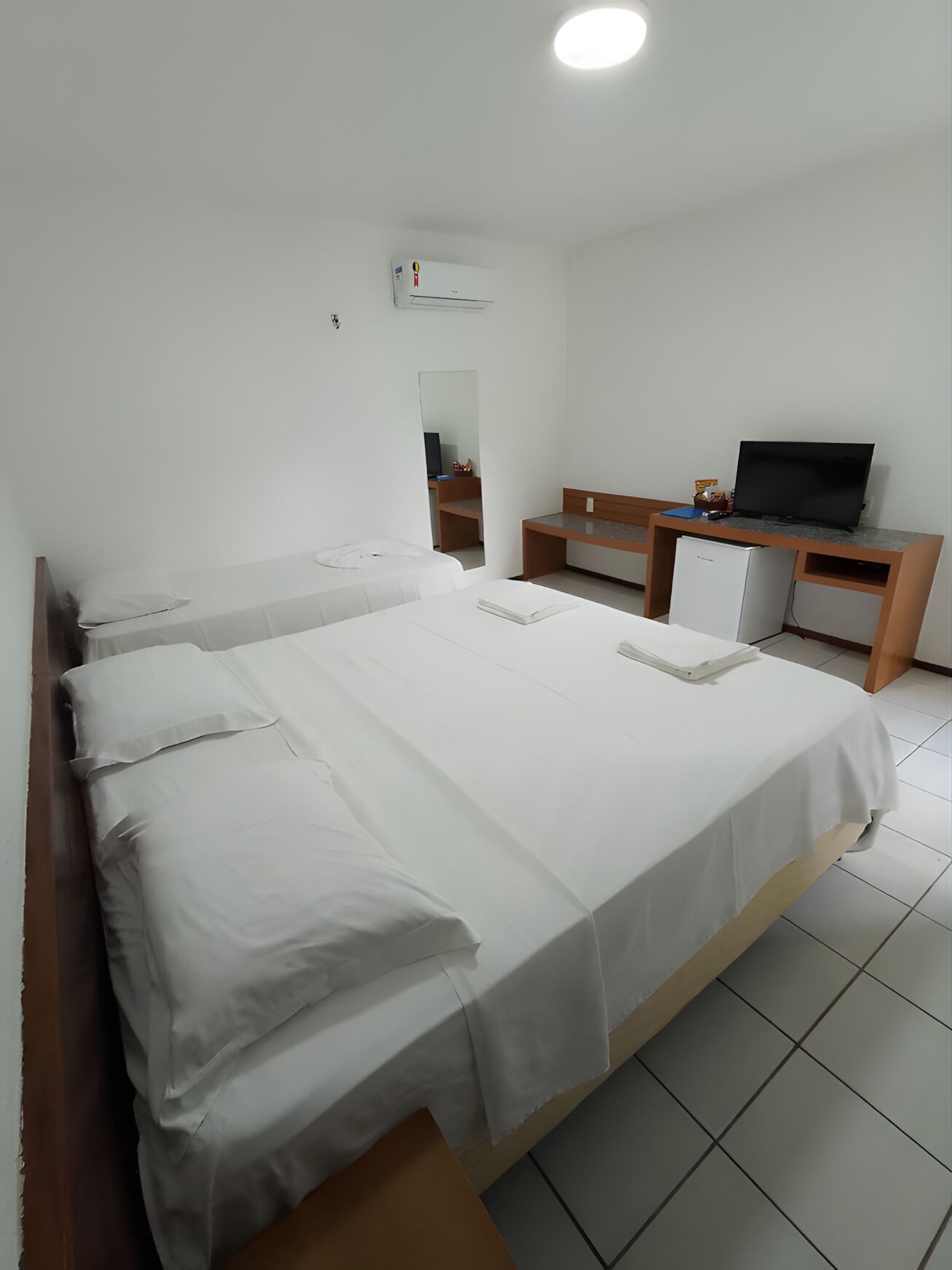 Chambre Triple | Wi-Fi gratuit, draps fournis