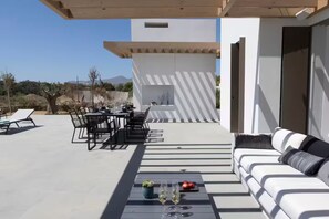 Outdoor dining - Eliesia II (Santa maria)