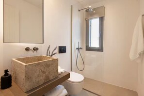 Dusche, Haartrockner, Seife