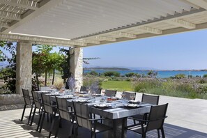 Outdoor dining - Villa Aurelia (Santa maria)