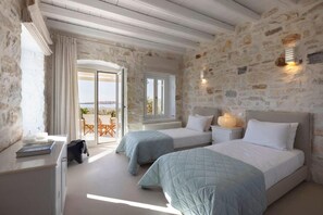 7 bedrooms, iron/ironing board, WiFi - Villa Caelia (Santa Maria)
