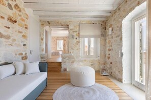Living area - Villa Caelia (Santa Maria)