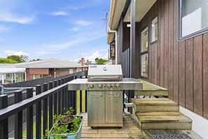 Terrace/patio - Homely 3BR Mt Eden Townhouse with Parking (Auckland Central)