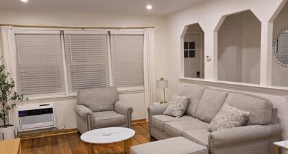 Spacious 3-bedroom apartment in lovely Brooklyn with AC