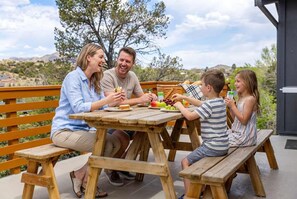 Outdoor dining - The Sanctuary at Prescott Heights • Hot Tub • Gym (Prescott)