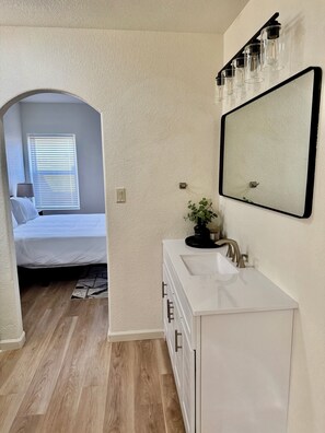 Hair dryer, towels, soap, toilet paper - Sunny Sonoma Retreat Hot Tub & Mountain Views (Las Cruces)