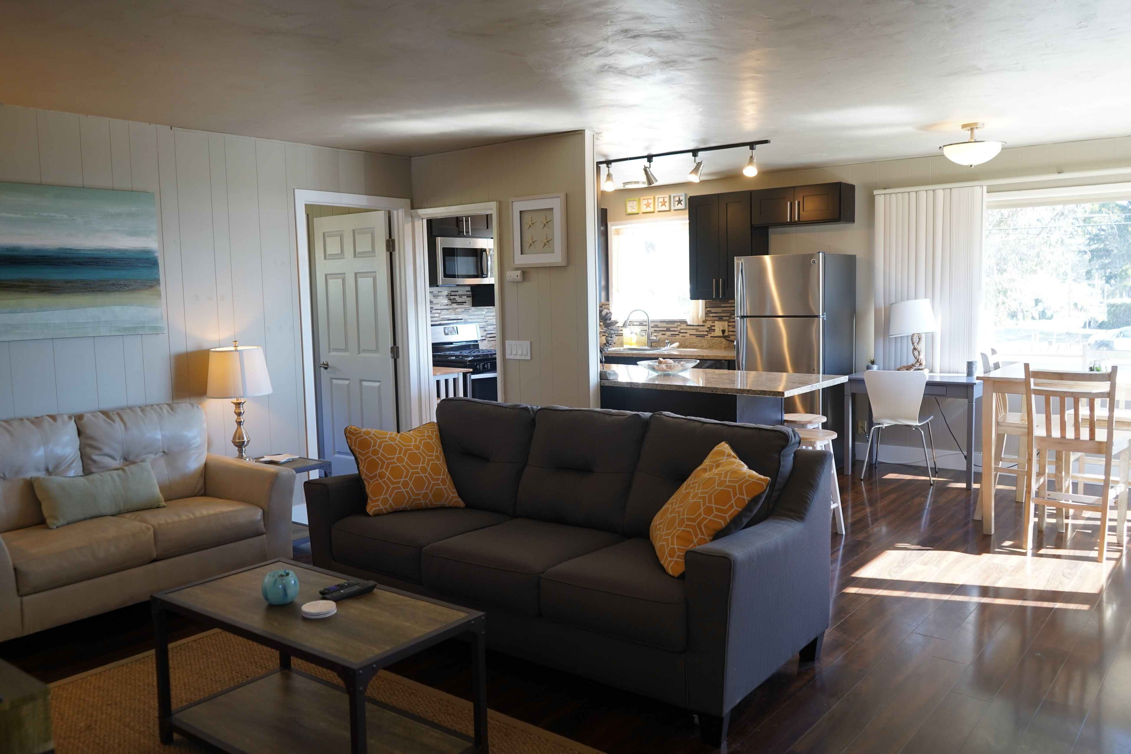 Apartamento, aceita animais de estimação, vista para o oceano | Área de estar