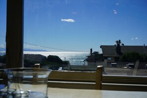 Apartamento, aceita animais de estimação, vista para o oceano | Parte interna