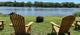 Riverview Retreat- Engler's Escape in Wilmington on the Kankakee River