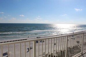 On the beach - Exclusive beachfront units and breathtaking ocean views at Princess Condos. (Panama City Beach)