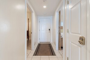 Interior - Exclusive beachfront units and breathtaking ocean views at Princess Condos. (Panama City Beach)