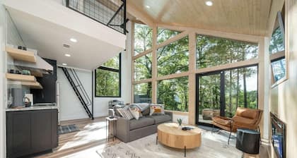 The Wagoner at In the Trees Luxury Resort, Mountaintop, Hot Tub, Outdoor Fireplace