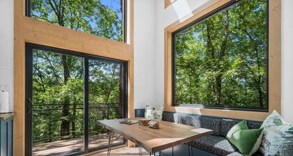 The Arrow at In the Trees Luxury Resort, Mountaintop, Hot Tub, Outdoor Fireplace