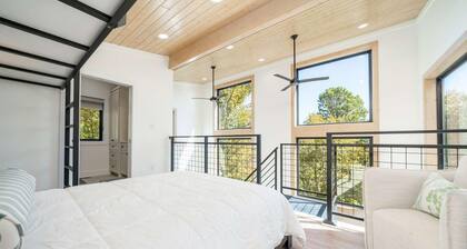 The Kite at In the Trees Luxury Resort, Mountaintop, Hot Tub, Outdoor Fireplace