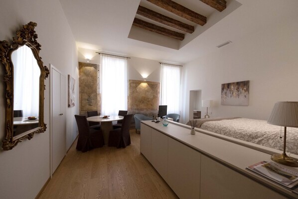 مكواة/لوح كي