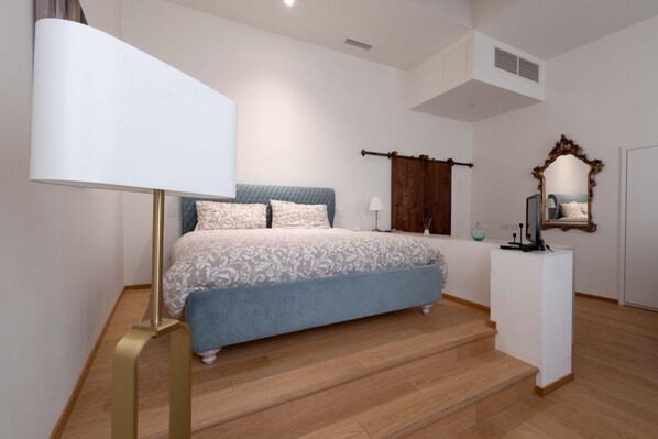 Een strijkplank/strijkijzer