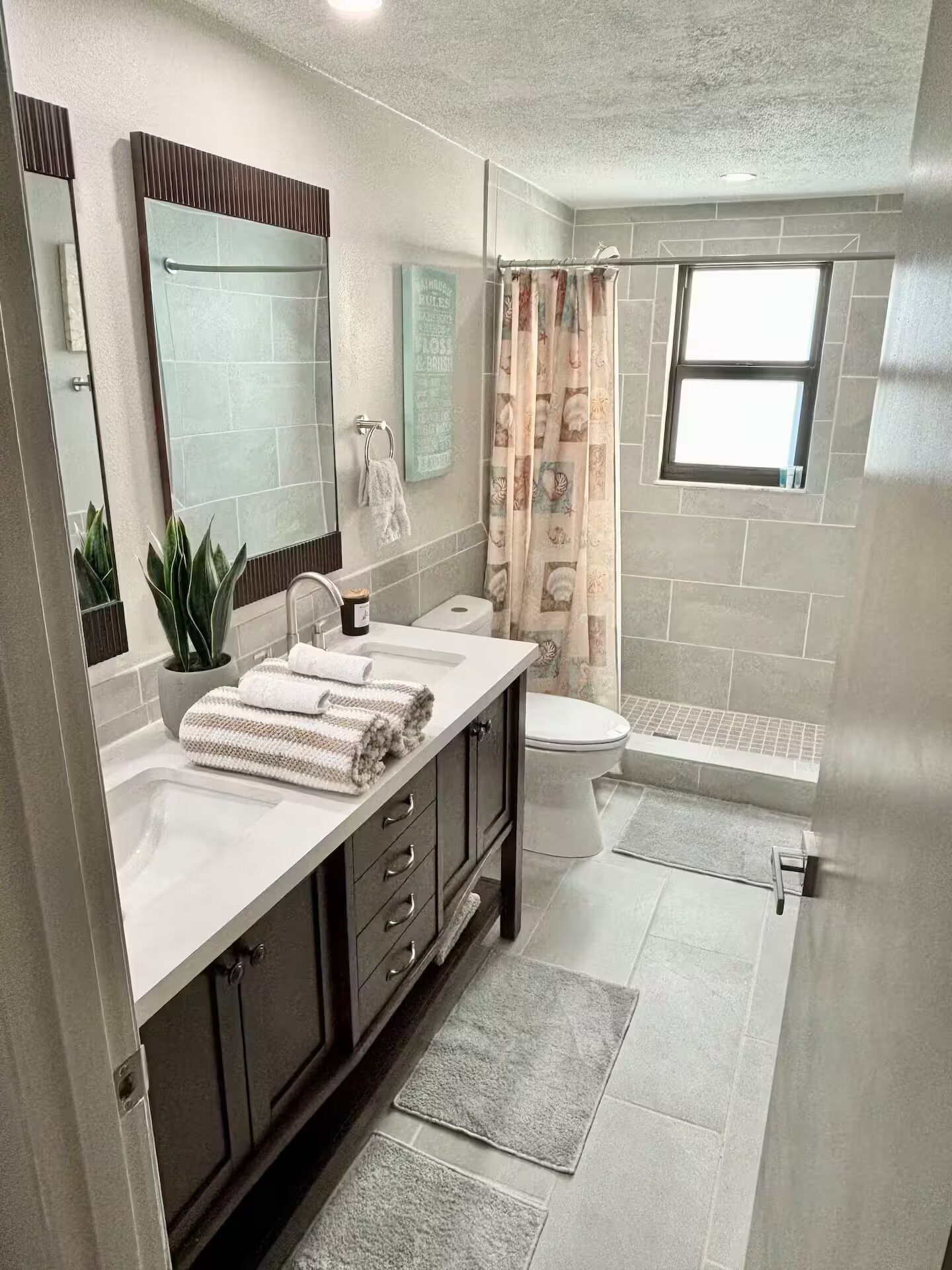 Hair dryer, towels, soap, shampoo