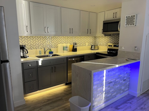 2-bedroom timeshare next to hilton village