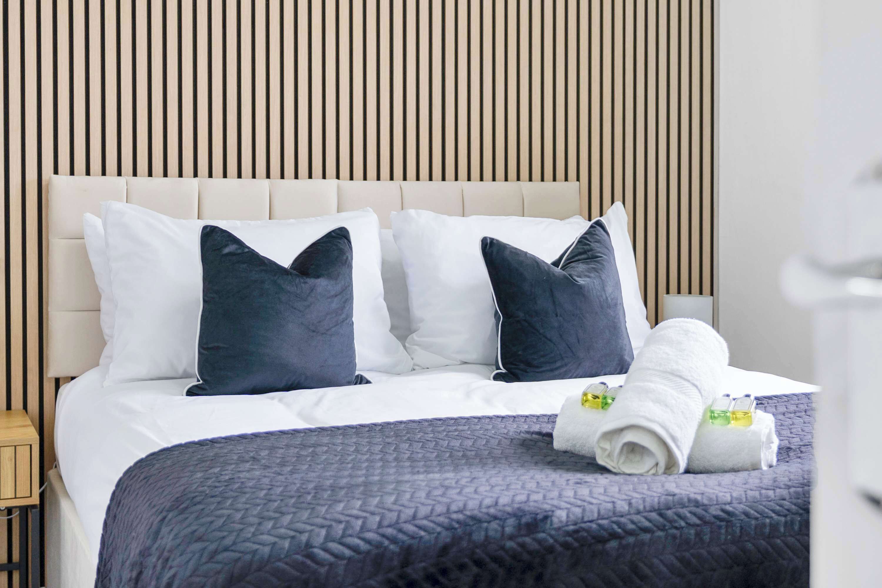Iron/ironing board, travel crib, WiFi, bed sheets
