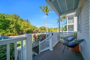 Property grounds - 7026 Waterfront Duck Key Villa - Sleeps 6 (Marathon)