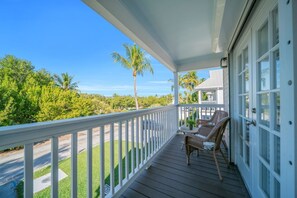 Property grounds - 7026 Waterfront Duck Key Villa - Sleeps 6 (Marathon)