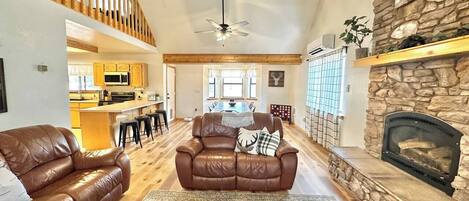 Smart TV, fireplace, DVD player, books