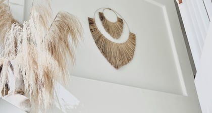 Stunning 3BR Tropical Resort-Style Home with Private Sauna & Jacuzzi Oasis