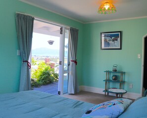 Superior Double Room, Ocean View | Individually decorated, individually furnished, iron/ironing board