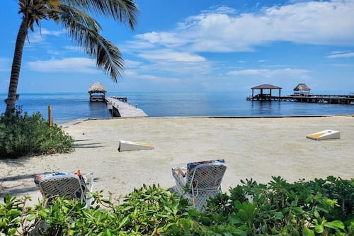Tobacco Caye Vacation Packages 2026 from $1,035