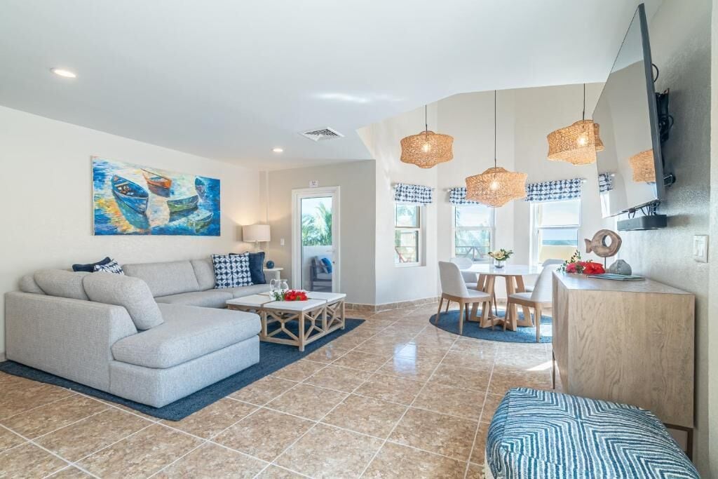 Superior Penthouse, Balcony, Sea View | Living area