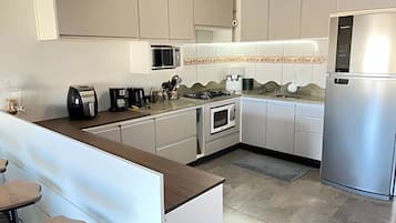 Basic Villa | Private kitchen