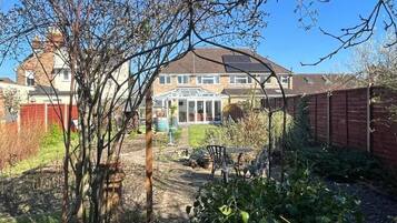 Room, 1 Bedroom | Garden