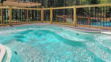 Außenpool, beheizter Pool
